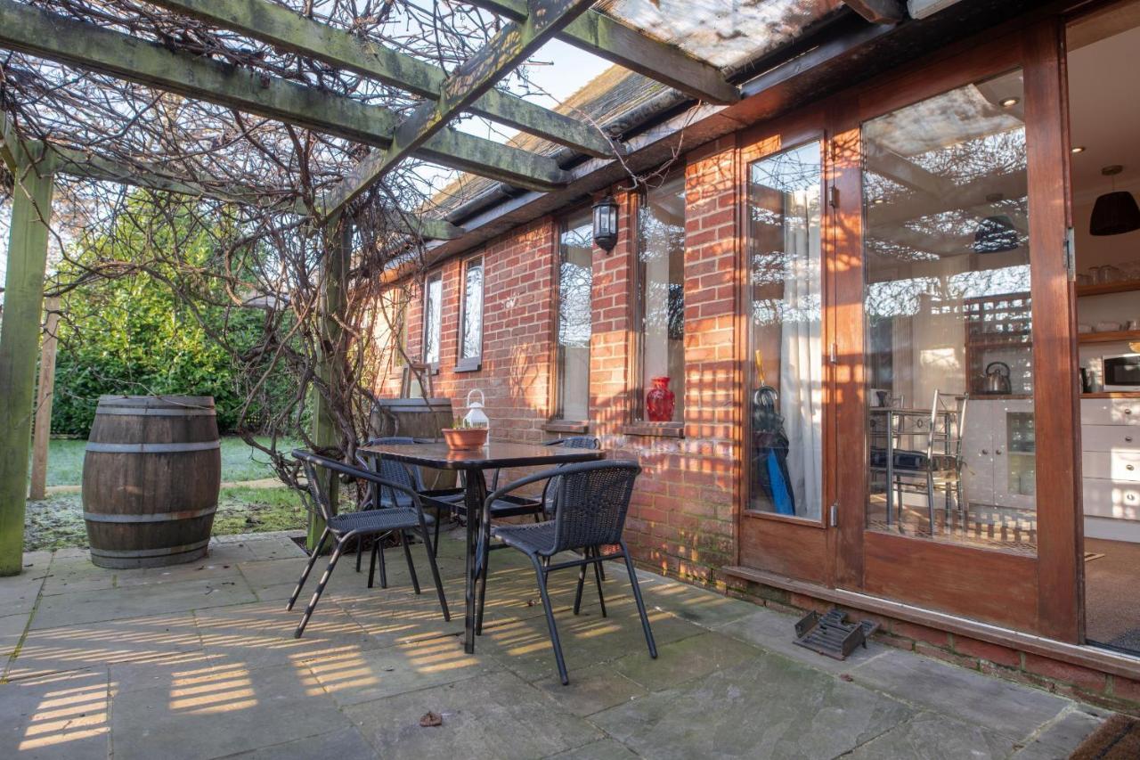 Terlingham Lane Cottage Hawkinge 외부 사진