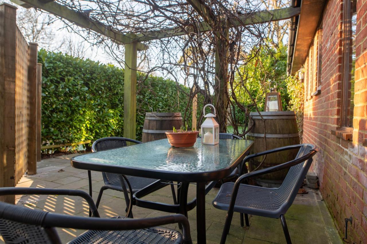 Terlingham Lane Cottage Hawkinge 외부 사진