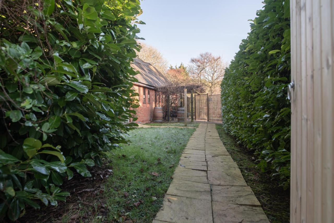 Terlingham Lane Cottage Hawkinge 외부 사진